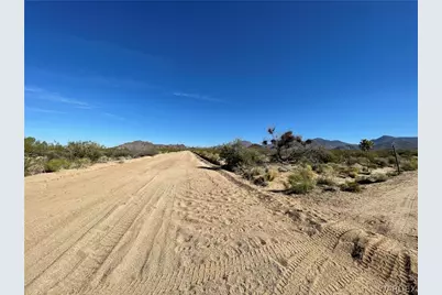 242-05-014 S Gene Autry Drive, Yucca, AZ 86438 - Photo 4