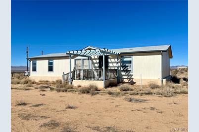 12794 N Sacramento Lane, Dolan Springs, AZ 86441 - Photo 1