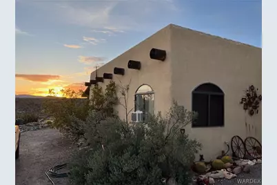 13095 Highland Road, Wikieup, AZ 85360 - Photo 1