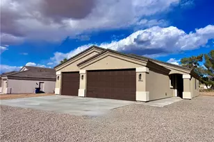 9882 N La Jolla Dr, Kingman, AZ 86401 - Photo 1