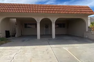 2711 Country Club Dr, Bullhead City, AZ 86442 - Photo 1