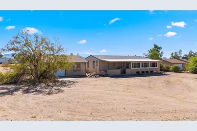 642 S Hassayampa Road, Golden Valley, AZ 86413 - Photo 1