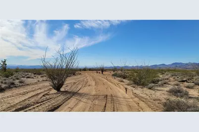 Lot 197 S Cholla / Cortaro Road, Yucca, AZ 86438 - Photo 1