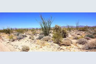 000 S Lone Ranger Road, Yucca, AZ 86438 - Photo 1