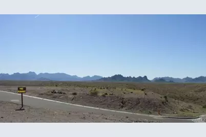 3354-3366 Vista View Court, Bullhead City, AZ 86429 - Photo 1