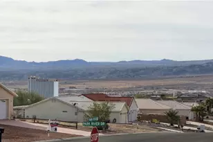 360 Park River Dr, Bullhead City, AZ 86429 - Photo 1