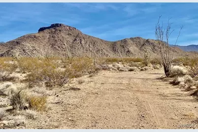 3415 E Flattop Drive, Yucca, AZ 86438 - Photo 1