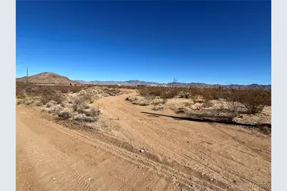 000 N Cove Road, Golden Valley, AZ 86413 - Photo 1