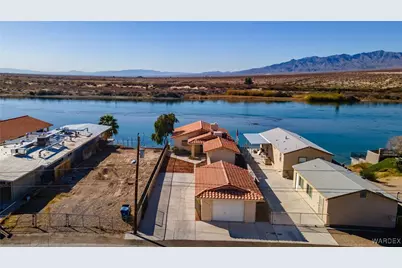 2149 Whitewater Drive, Bullhead City, AZ 86442 - Photo 1