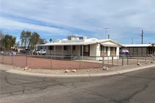 975 Surf Spray Dr, Bullhead City, AZ 86442 - Photo 1