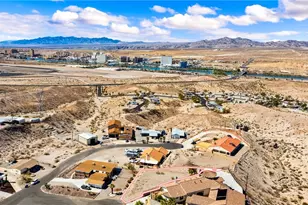 669 Hickory Ct, Bullhead City, AZ 86429 - Photo 1