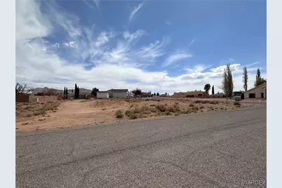 9650 Settlers Drive, Kingman, AZ 86401 - Photo 1