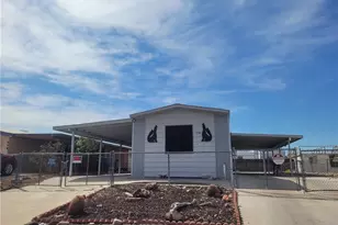 854 Terrace Dr, Bullhead City, AZ 86442 - Photo 1