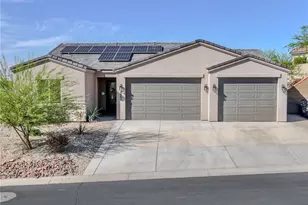 2861 Steamboat Dr, Bullhead City, AZ 86429 - Photo 1