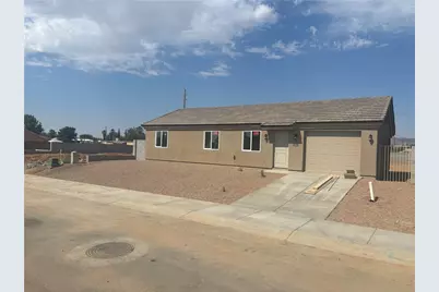 4921 N Famoso Drive, Kingman, AZ 86409 - Photo 1