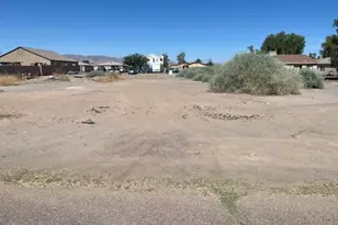 9847 S Kingman Dr, Mohave Valley, AZ 86440 - Photo 1