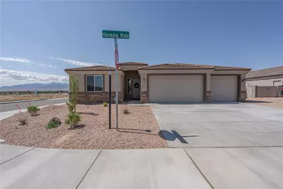 2992 Hermosa Vista, Kingman, AZ 86409 - Photo 1