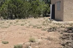 32220 W Conejo Rd, Seligman, AZ 86337 - Photo 1