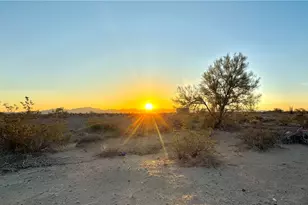 16140 S Shep Ln, Yucca, AZ 86438 - Photo 1