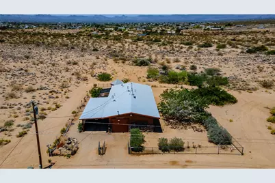 3745 N Aguila Road, Golden Valley, AZ 86413 - Photo 1