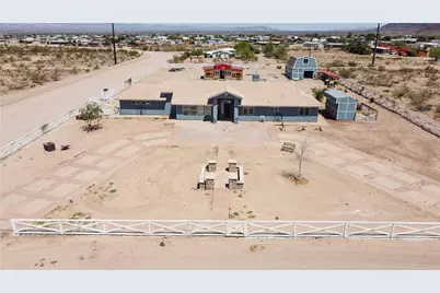 2991 W Walnut Creek Drive, Golden Valley, AZ 86413 - Photo 1