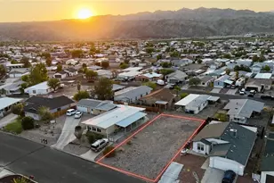 627 Church St, Bullhead City, AZ 86442 - Photo 1