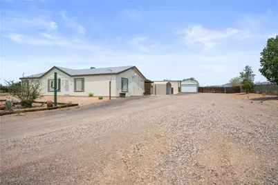 4199 W Redwall Drive, Golden Valley, AZ 86413 - Photo 1