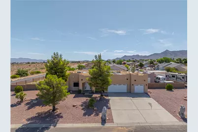2488 Iroquois Drive, Kingman, AZ 86401 - Photo 1