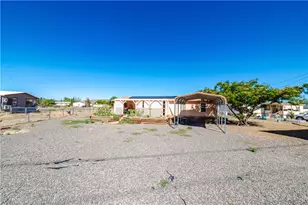 4275 N Benton St, Kingman, AZ 86409 - Photo 1