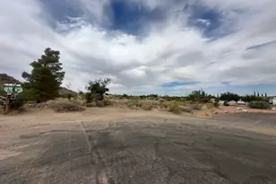 541 Christy Plaza, Kingman, AZ 86409 - Photo 1