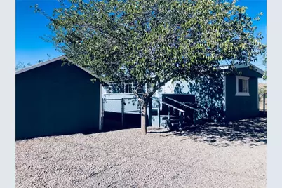 424 E Berk Avenue, Kingman, AZ 86409 - Photo 1