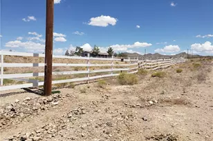 8791 W Vista Verde Dr, White Hills, AZ 86445 - Photo 1