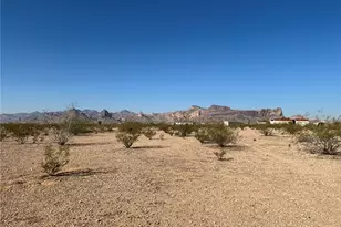 1661 S Elgin Rd, Golden Valley, AZ 86413 - Photo 1