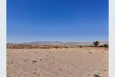 2870 Cresthill Drive Drive, Bullhead City, AZ 86442 - Photo 1