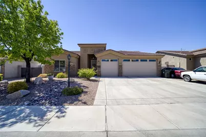 2036 Robert Mitchum Drive, Kingman, AZ 86409 - Photo 1