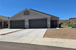3423 Fairfax St, Kingman, AZ 86409 - Photo 1