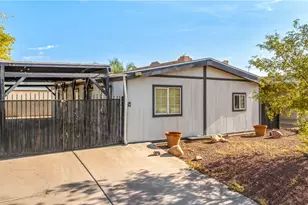 895 Terrace Dr, Bullhead City, AZ 86442 - Photo 1