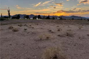 7717 E Monte Tesoro Dr, Kingman, AZ 86401 - Photo 1