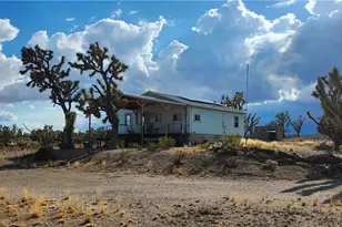 18177 N Mariposa Dr, Dolan Springs, AZ 86441 - Photo 1