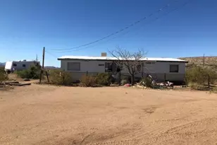 4348 W Scott Dr, Golden Valley, AZ 86413 - Photo 1