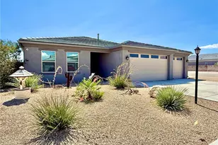 2842 E Colina Vis, Kingman, AZ 86409 - Photo 1