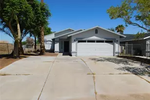 1975 E Oatman Pl, Mohave Valley, AZ 86440 - Photo 1