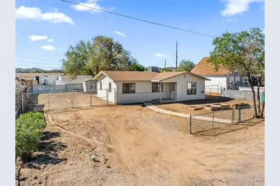 830 E Beverly Avenue, Kingman, AZ 86409 - Photo 1