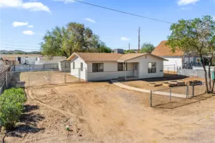 830 E Beverly Ave, Kingman, AZ 86409 - Photo 1