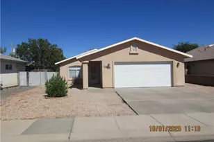 1815 Gates, Kingman, AZ 86401 - Photo 1