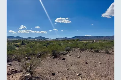 4191 N Dilkon Rd, Golden Valley, AZ 86413 - Photo 1