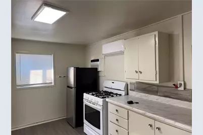 1401 Main Street #12A, Kingman, AZ 86401 - Photo 1