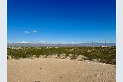 1386 S Don Luis Rd, Golden Valley, AZ 86413 - Photo 1