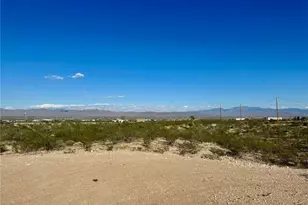 1386 S Don Luis Rd, Golden Valley, AZ 86413 - Photo 1