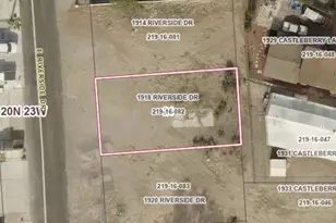 1918 Riverside Dr, Bullhead City, AZ 86442 - Photo 1